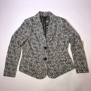 Torrid Black/White Rose Pattern Cropped Blazer 0X